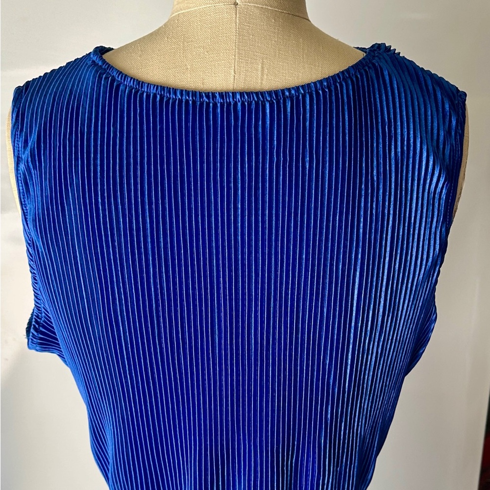 Crop top - Picture 3 of 4
